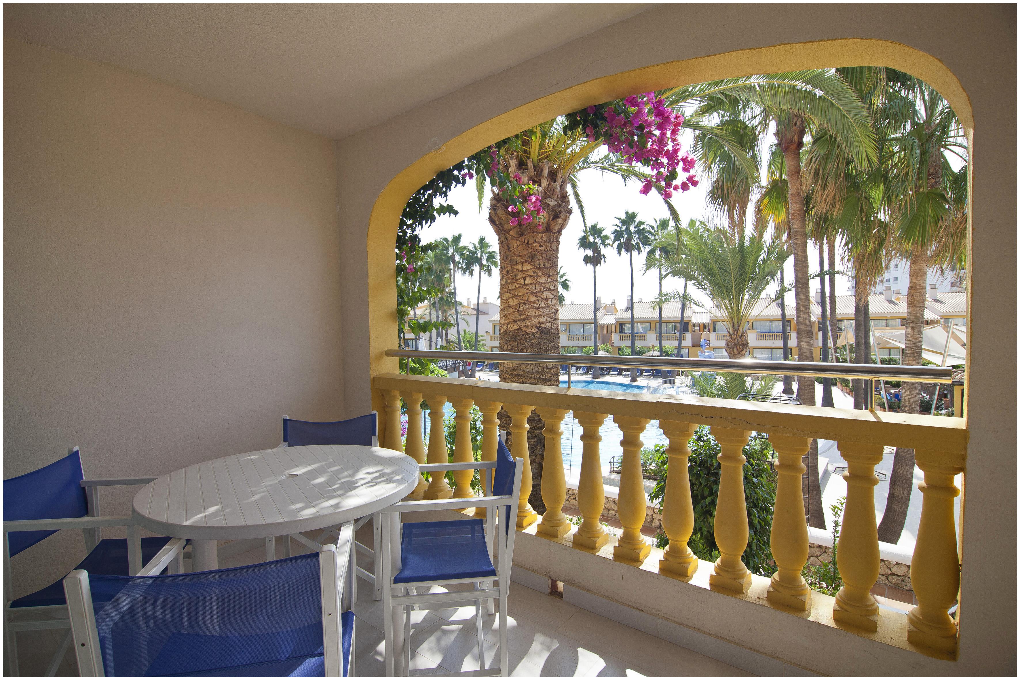 Hotel Royal Son Bou Family Club Esterno foto