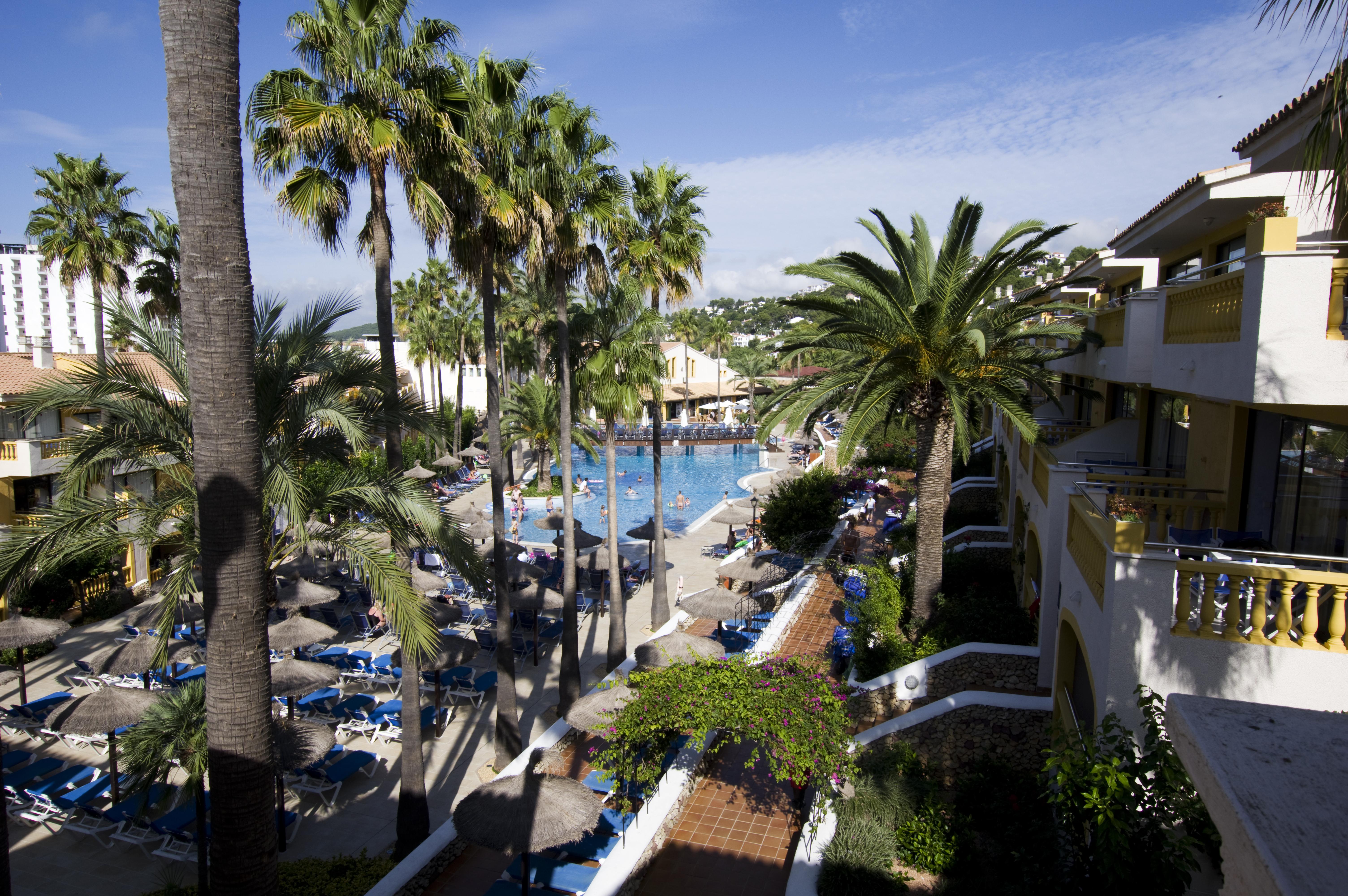 Hotel Royal Son Bou Family Club Esterno foto